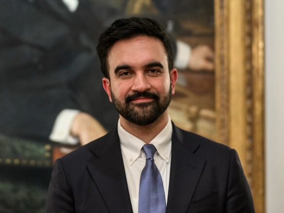 Zohran Mamdani: Demokratický socializmus a sociálna demokracia